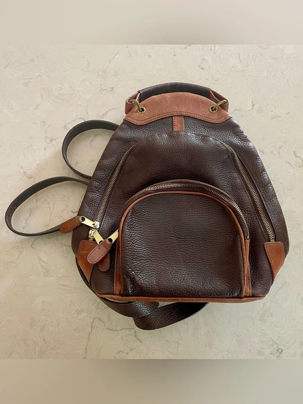 $188 Sundance Catalog Park City Brown M. London Leather Backpack - a rare find!